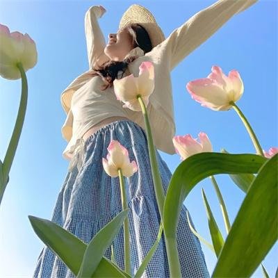 重生后追求呆萌小富婆